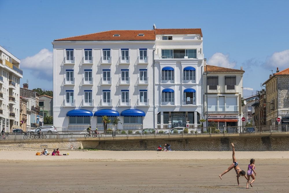 CERISE Royan - Le Grand Hôtel de la Plage 1