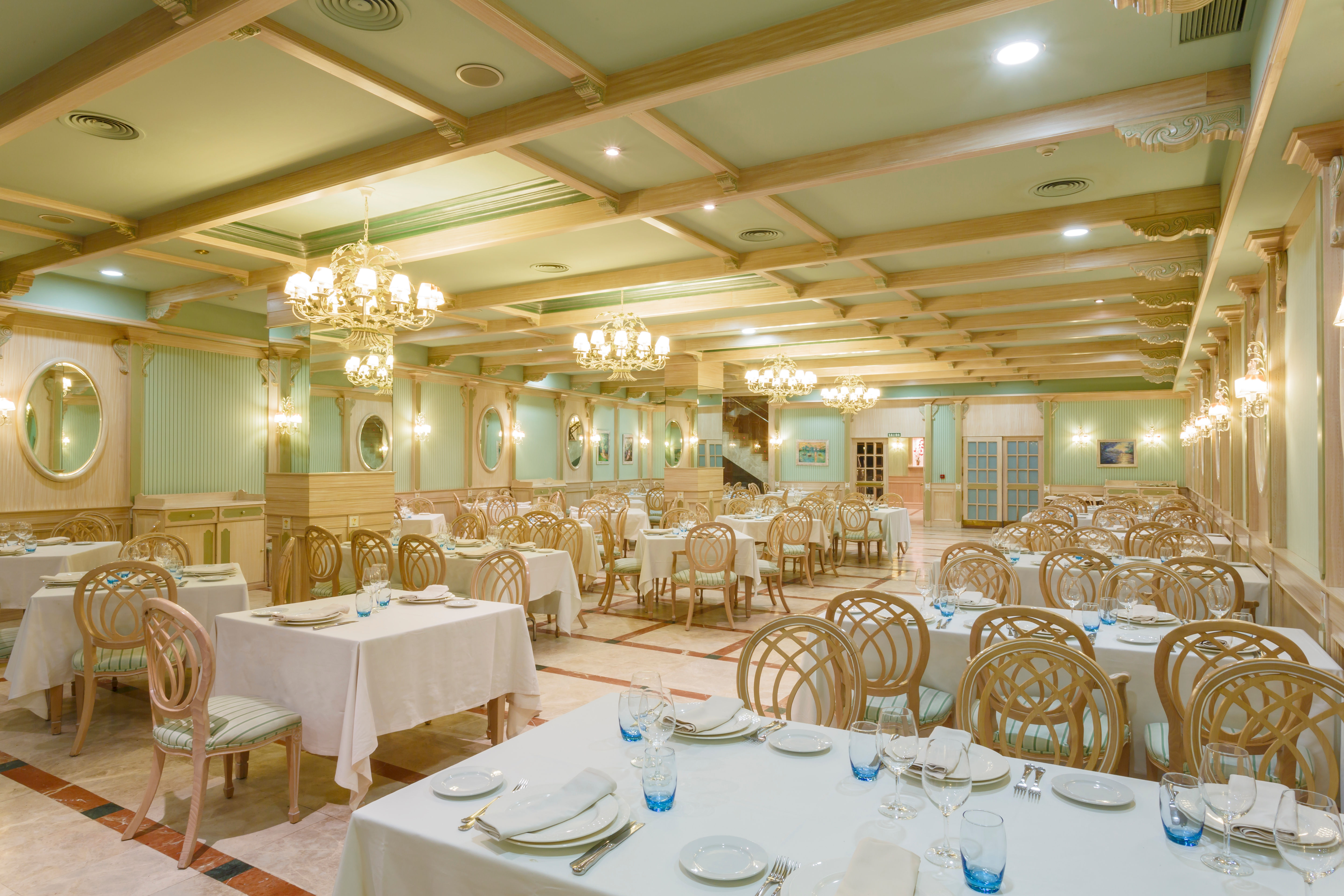 Hotel Azofra 2