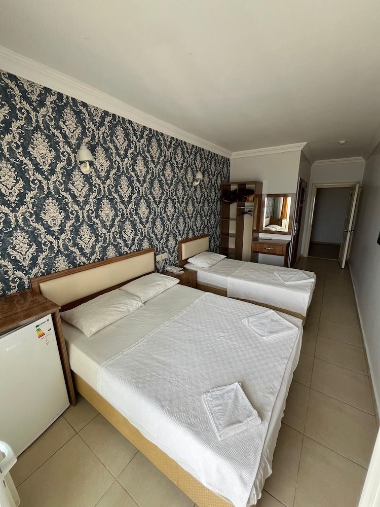 Peri Hotel 1