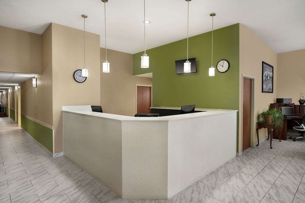 Super 8 by Wyndham S Jordan/Sandy/Slc Area 2