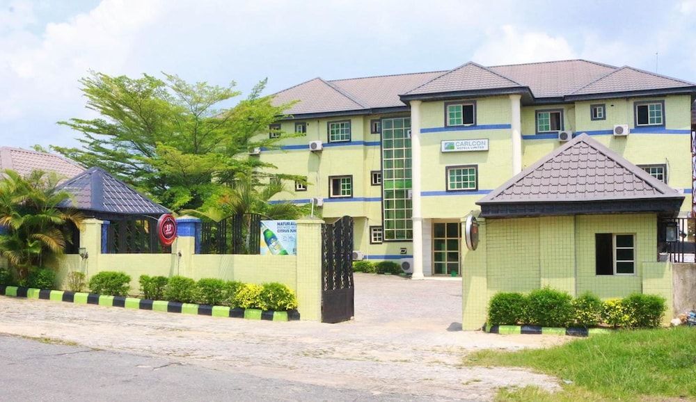 Carlcon Hotel 1