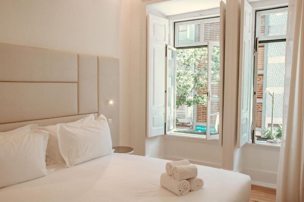 Le Premier Lisbon Suites 1