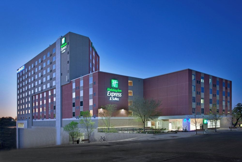 Holiday Inn Express & Suites AUSTIN DOWNTOWN - UNIVERSITY by IHG 1