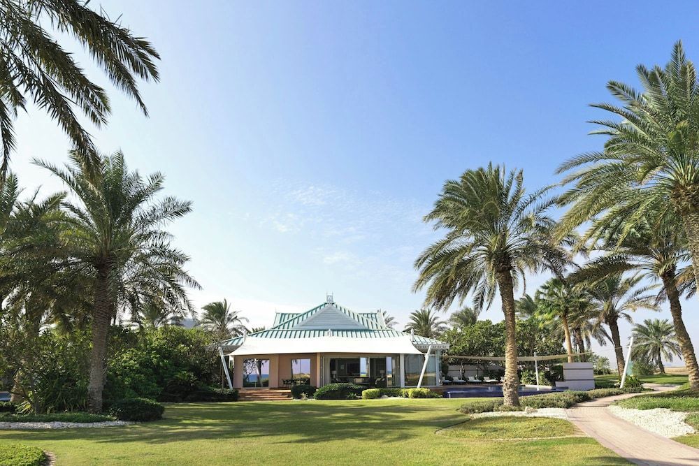 The Ritz-Carlton, Bahrain 1
