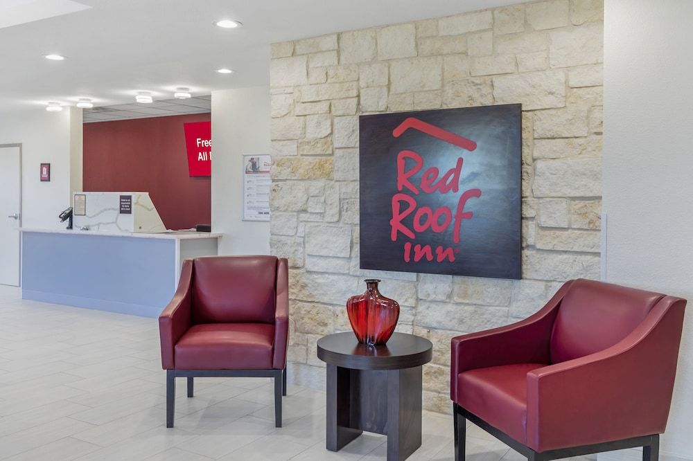 Red Roof Inn Hutchins 2