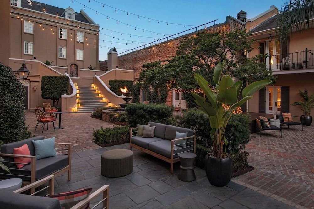 Hotel de la Poste - French Quarter, A Renaissance Hotel 1