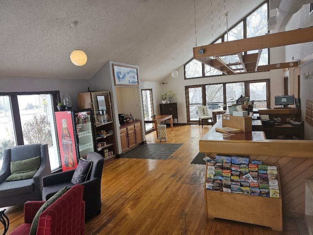 Hawk's Nest Lodge 2