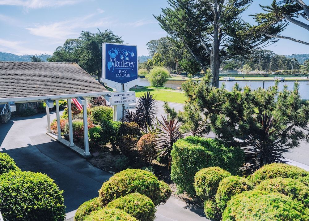 Monterey Bay Lodge 1