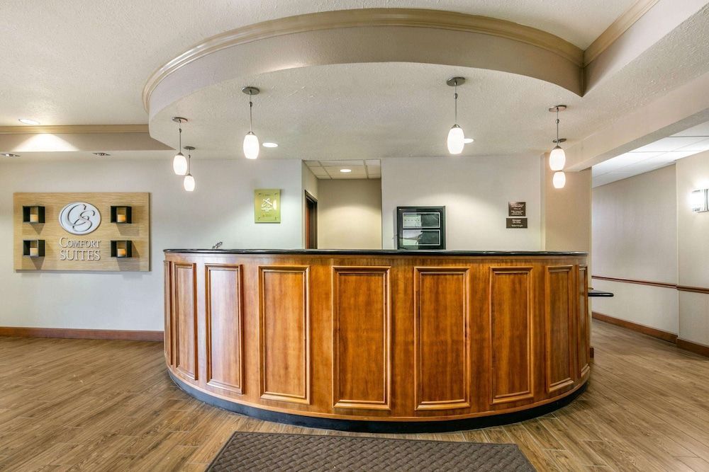 Comfort Suites Hopkinsville near Fort Campbell 2
