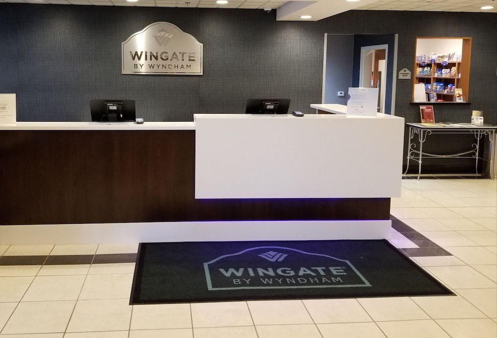 Wingate by Wyndham Erie 2