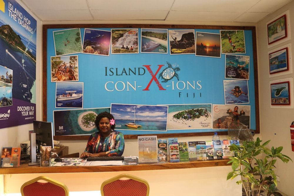 Smugglers Cove Beach Resort and Hotel 2