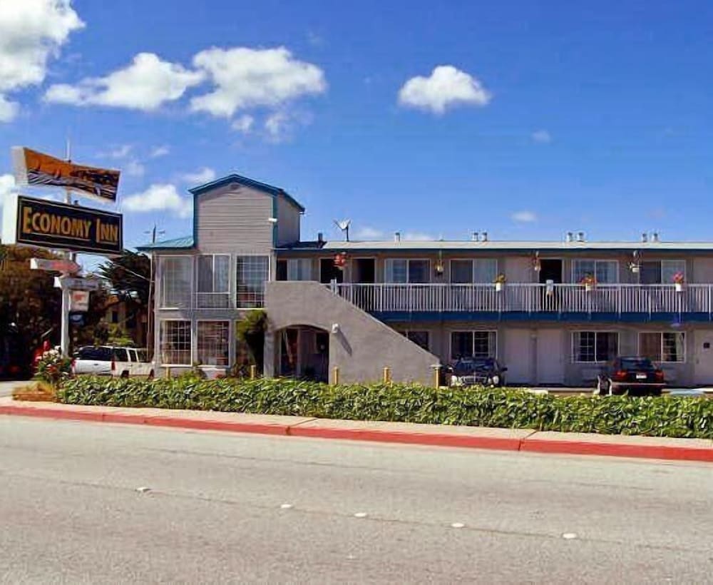 Economy Inn Seaside 1