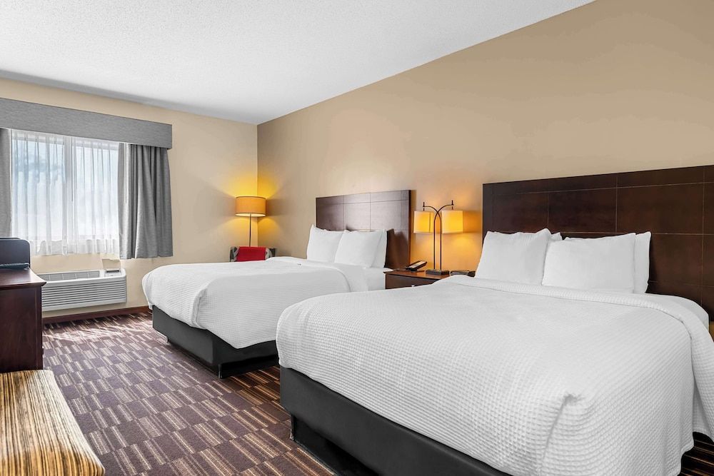 Best Western University Inn 1