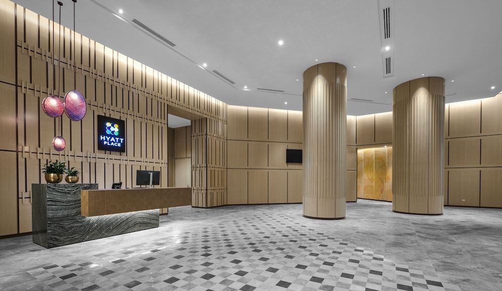 Above Paradigm Mall- next Hyatt Palace 5GWifi Netflix by ChillTime Homestay 1