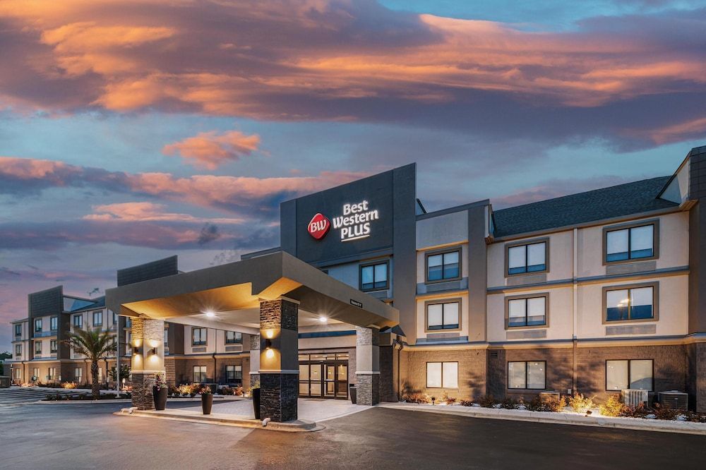 Best Western Plus Savannah Gateway 1