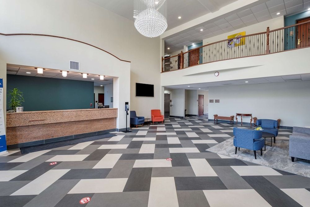 Best Western Plus McKinney Inn and Suites 2