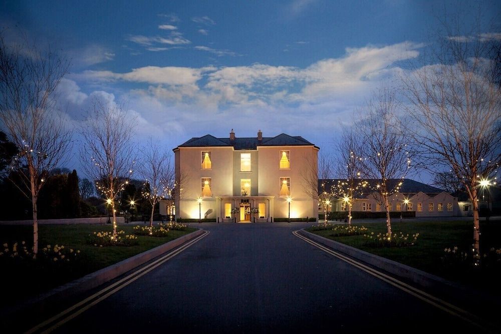 County Arms Birr 1
