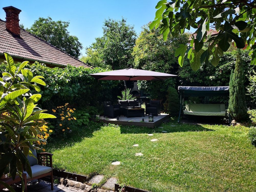 Villa-Hotel Escala 1