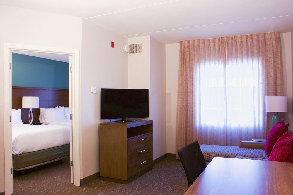 Staybridge Suites CHATTANOOGA-HAMILTON PLACE by IHG 1