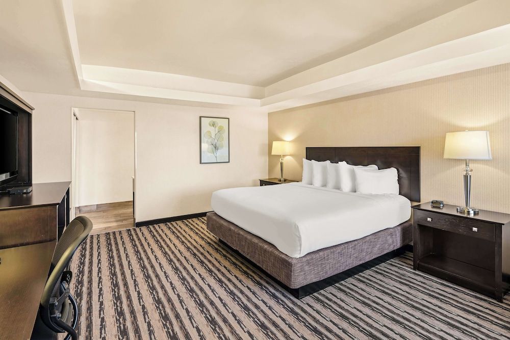 Best Western Coral Hills 1