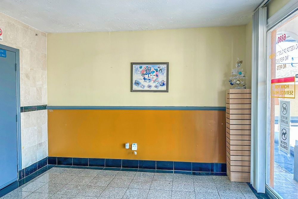 OYO Hotel Jonesboro Near Atlanta Airport 2