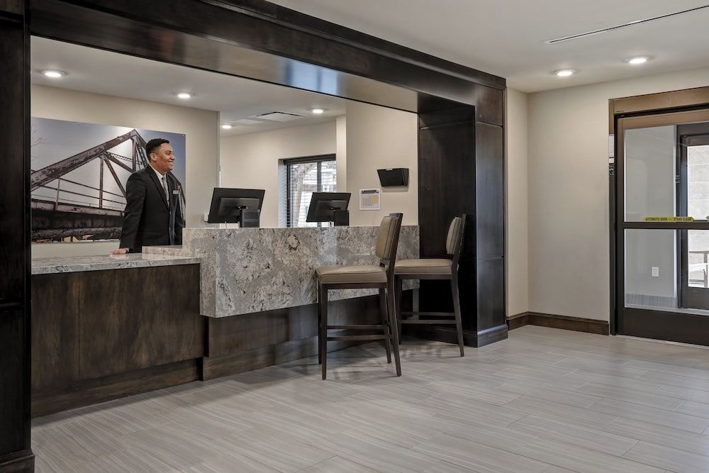 Staybridge Suites OVERLAND PARK-KANSAS CITY AREA by IHG 1