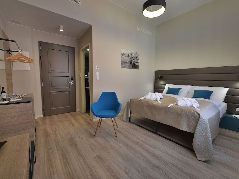 EA Hotel New Town 2
