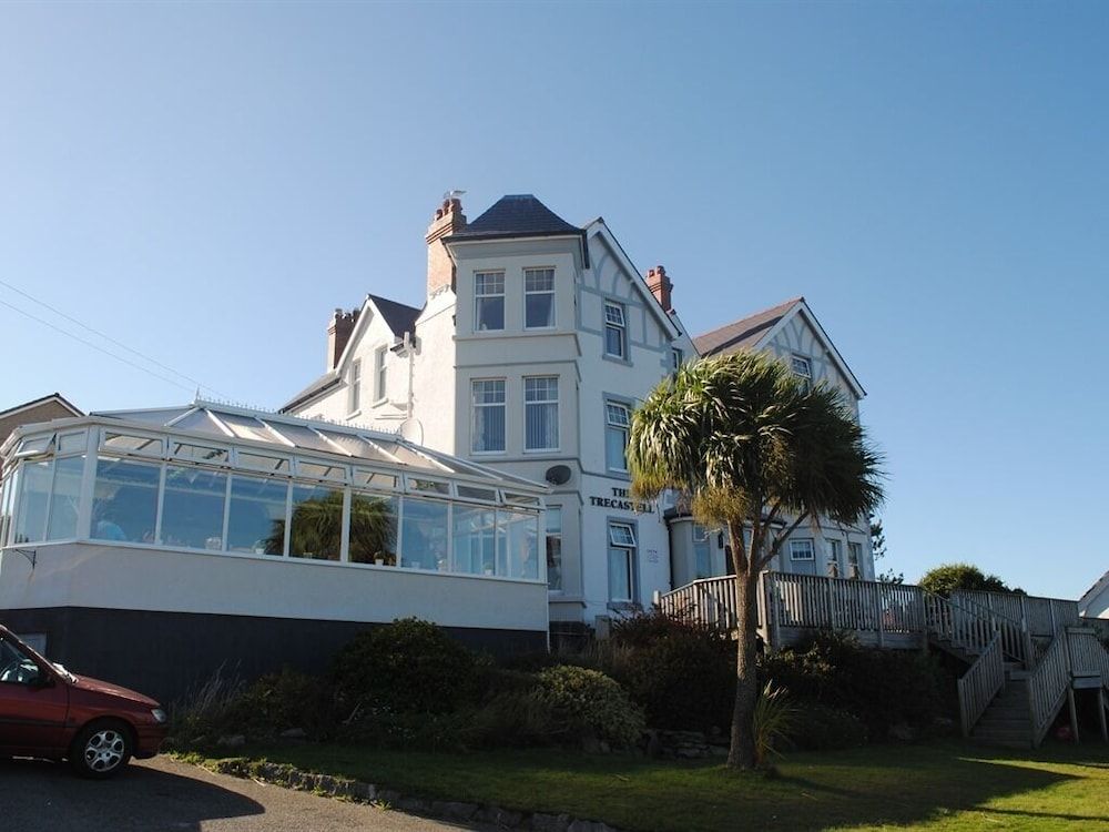 The Trecastell Hotel 1