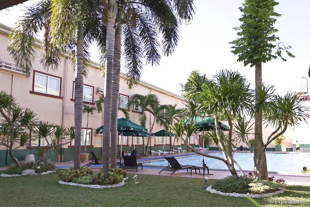 Holiday Spa Hotel 1