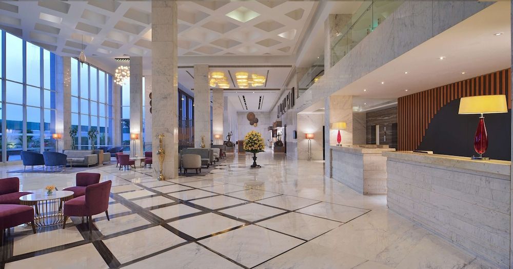 Radisson Hotel Agra 2