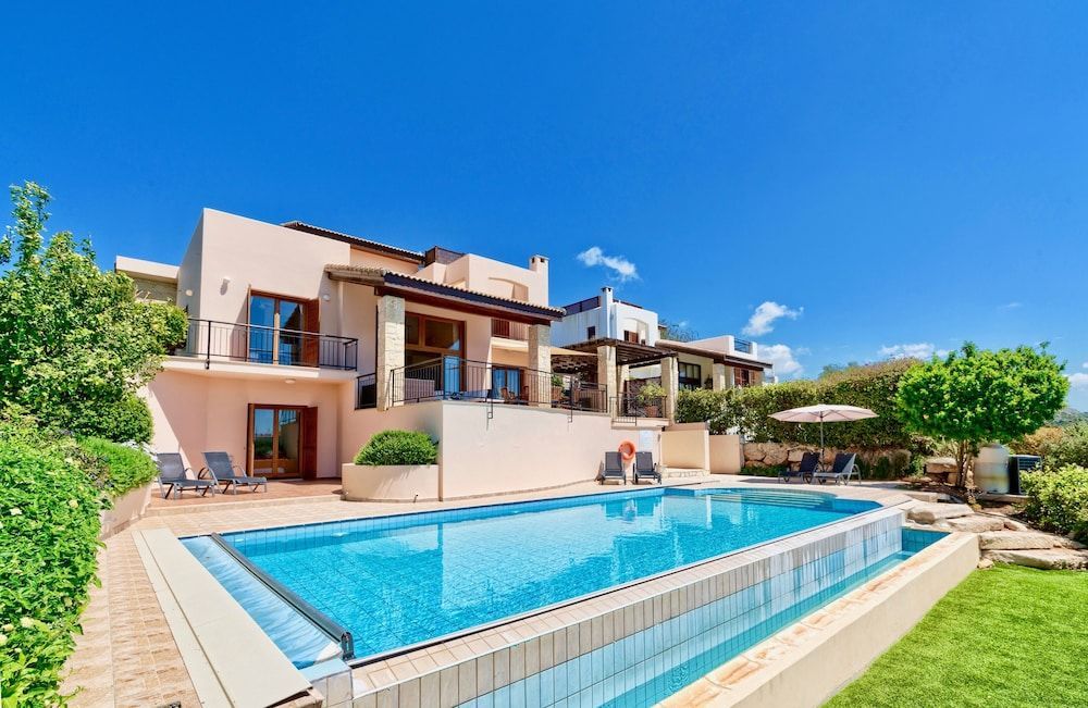Paris - Kouklia - Villa 98 - Helidoni - Kouklia