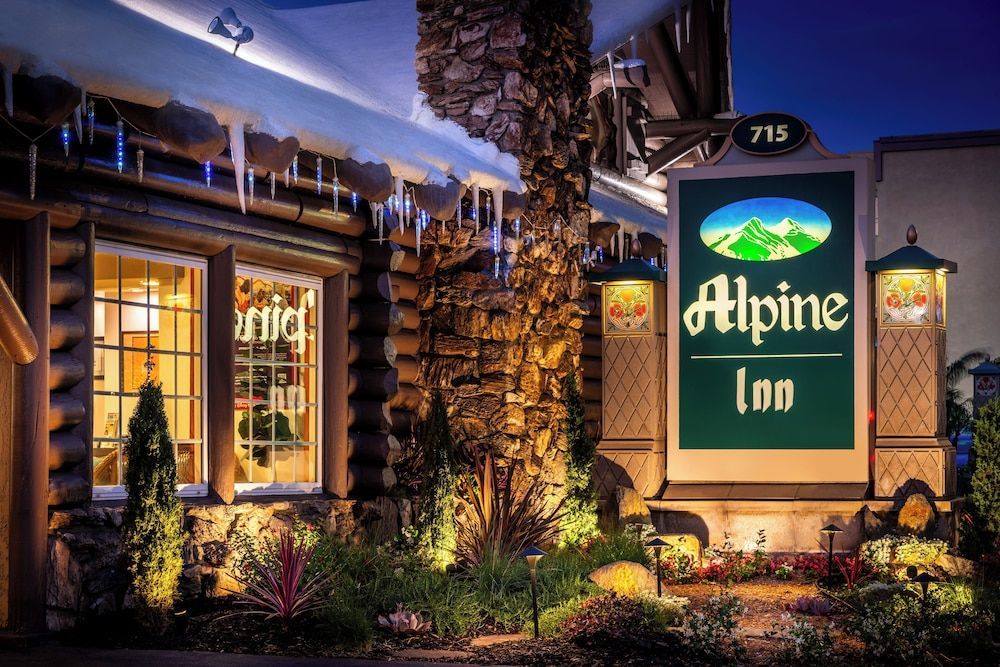 Alpine Inn near Convention Center and the Park 1