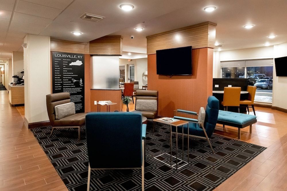 TownePlace Suites by Marriott Louisville Airport 2