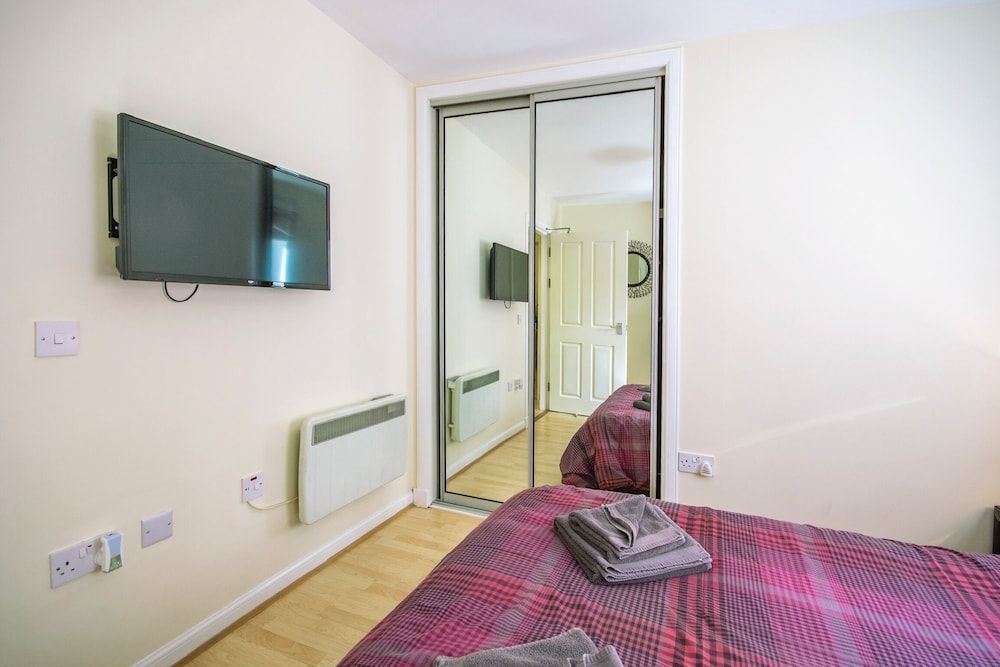 5 Varis Apartments 2