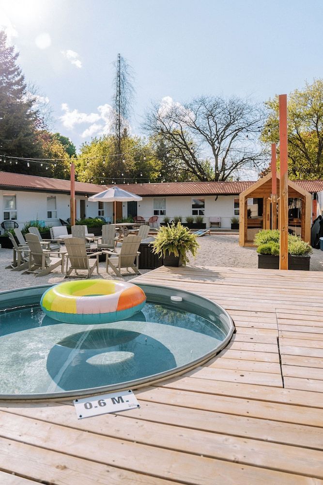 Penny's Motel & Apres 1