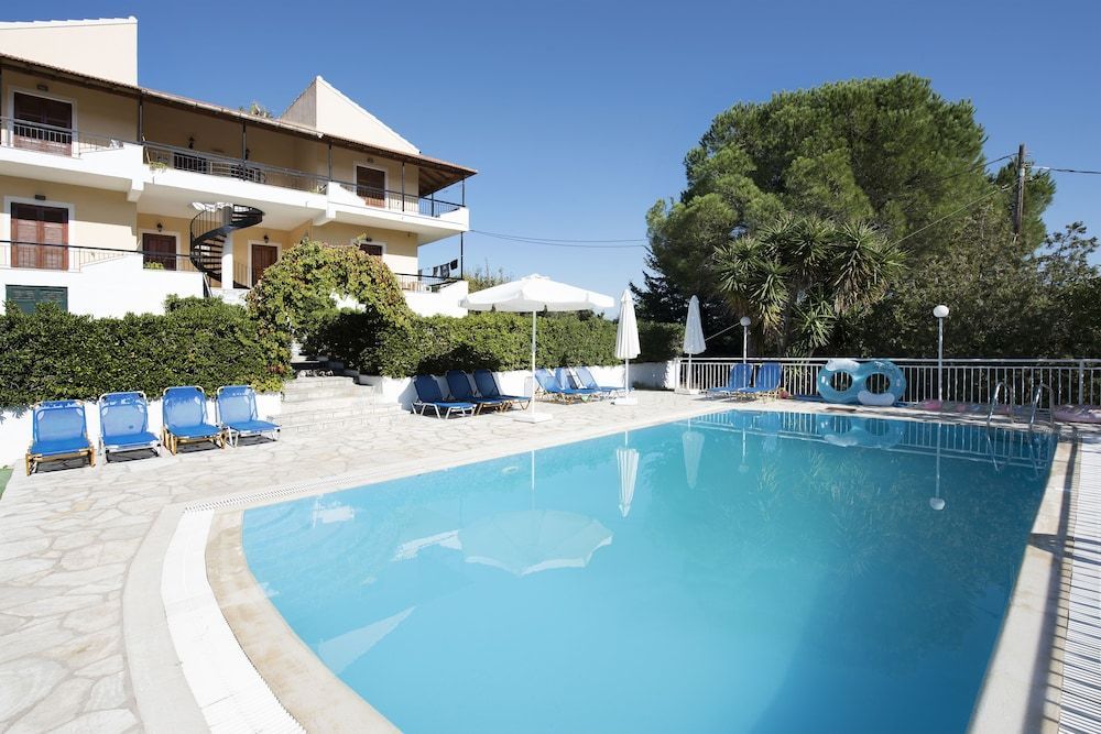 Cochelli Villas 1