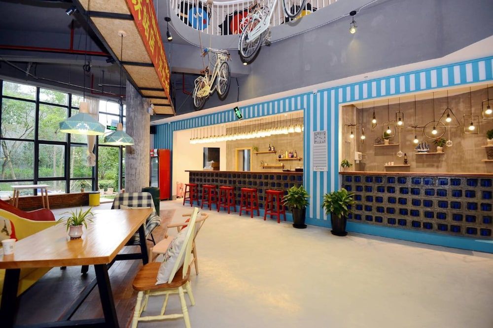 J Trip Youth Hostel 2