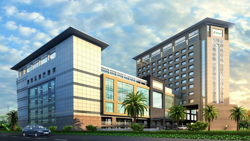 Holiday Inn CHANDIGARH ZIRAKPUR by IHG 1