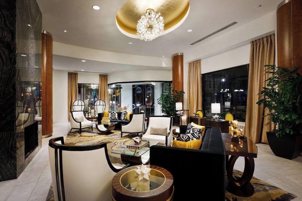 Hotel Metro, Autograph Collection 1