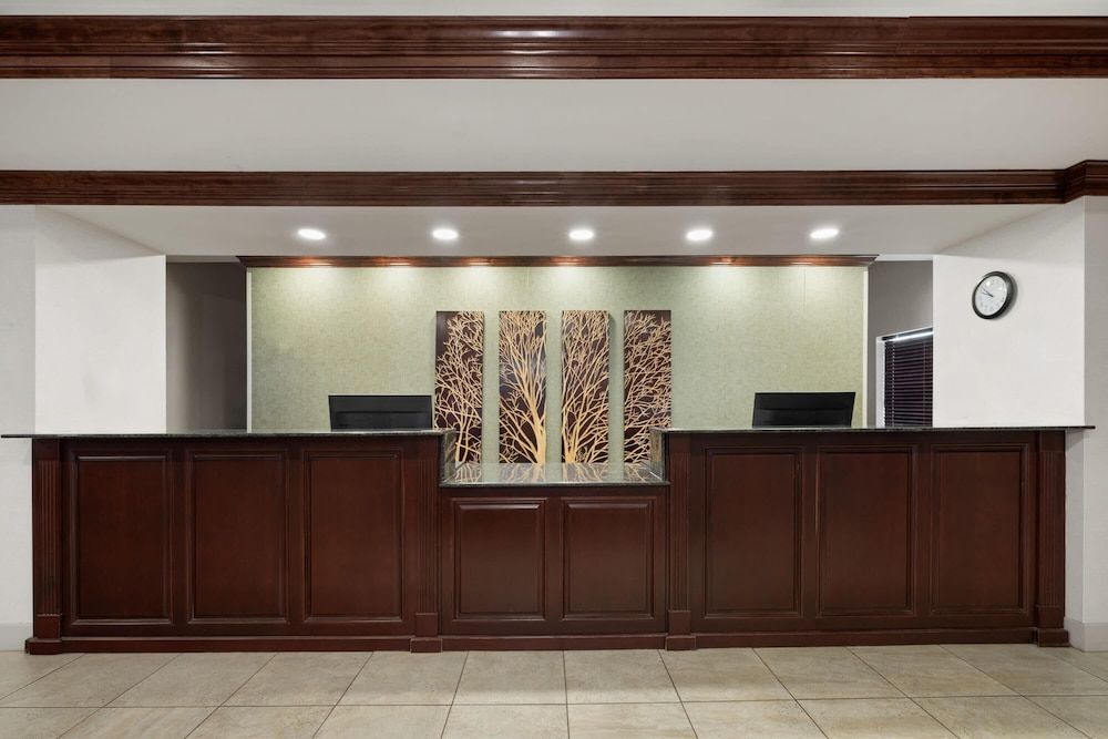 La Quinta Inn & Suites by Wyndham Savannah Airport - Pooler 2