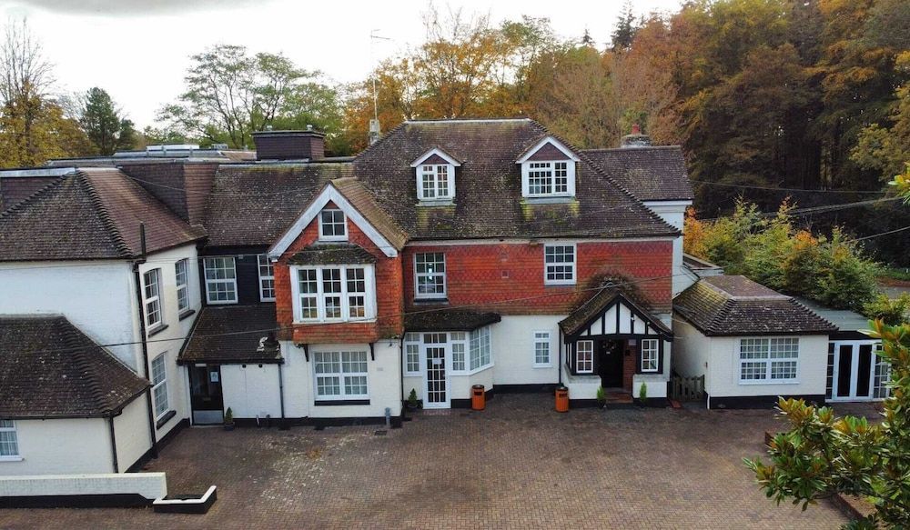 Royal Swan, Ashley Manor - B&B 1