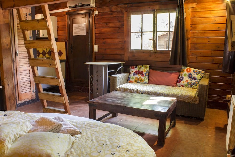 Fuente del Lobo Glamping & Bungalows - Adults Only 2