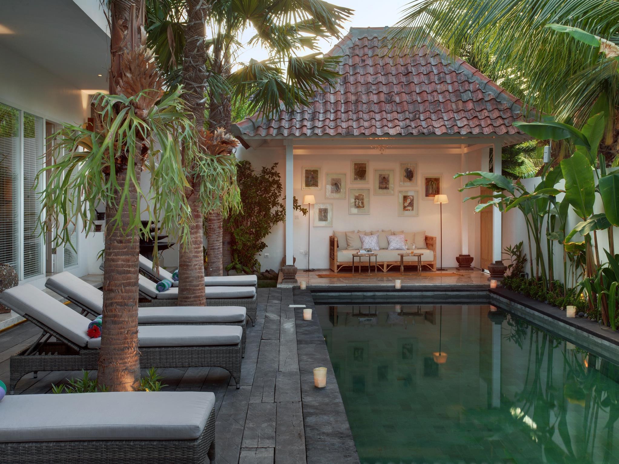 Room & Vespa 4 - Central Seminyak Near Beach 2