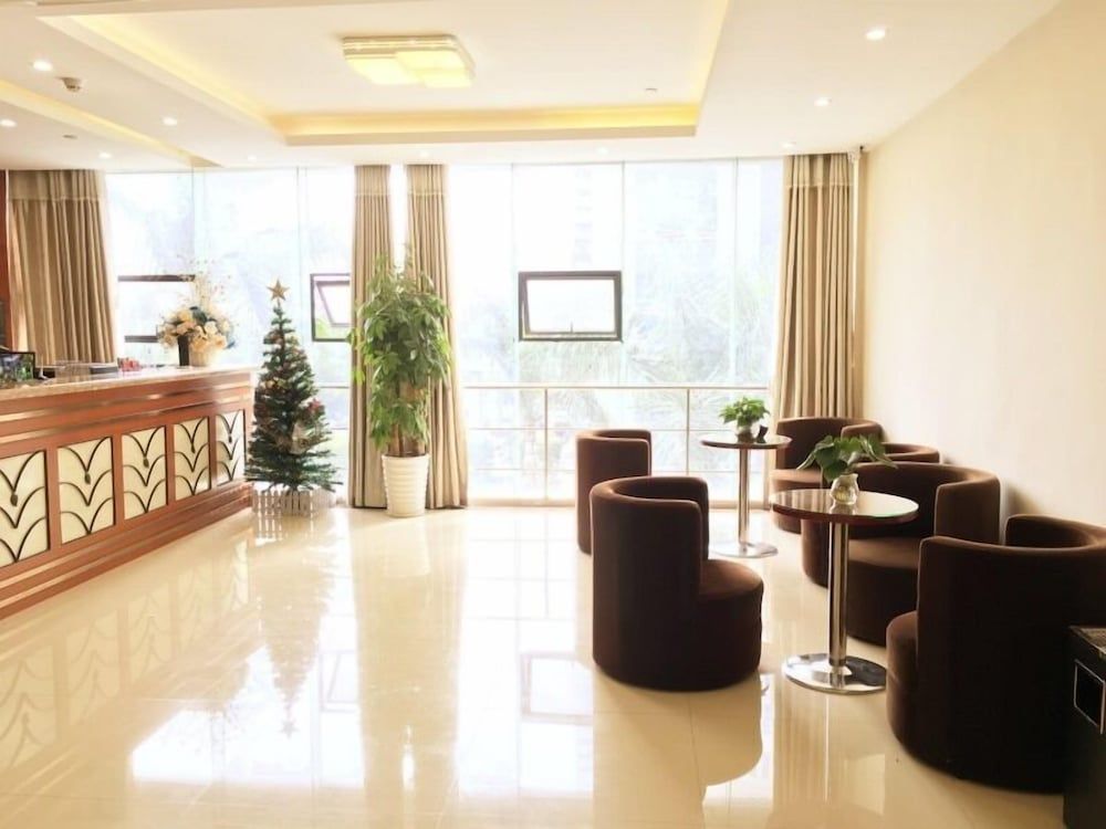 GreenTree Inn Shenzhen Guanggang Port Futian South Road Express Hotel 1