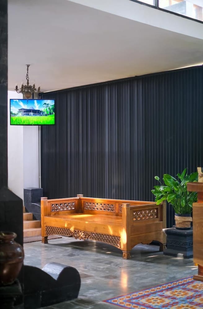 Abhayagiri - Sumberwatu Heritage Resort 2