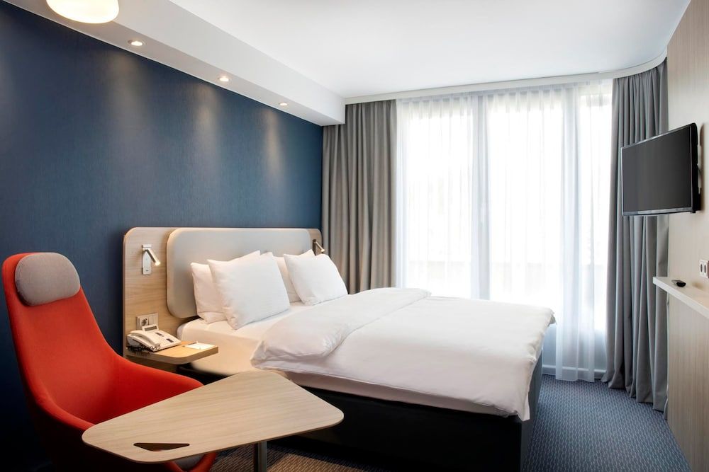 Holiday Inn Express REGENSBURG by IHG 2