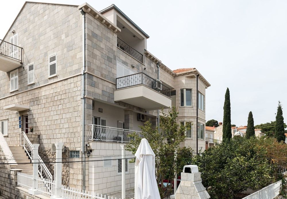 Guest House Ćuk 1