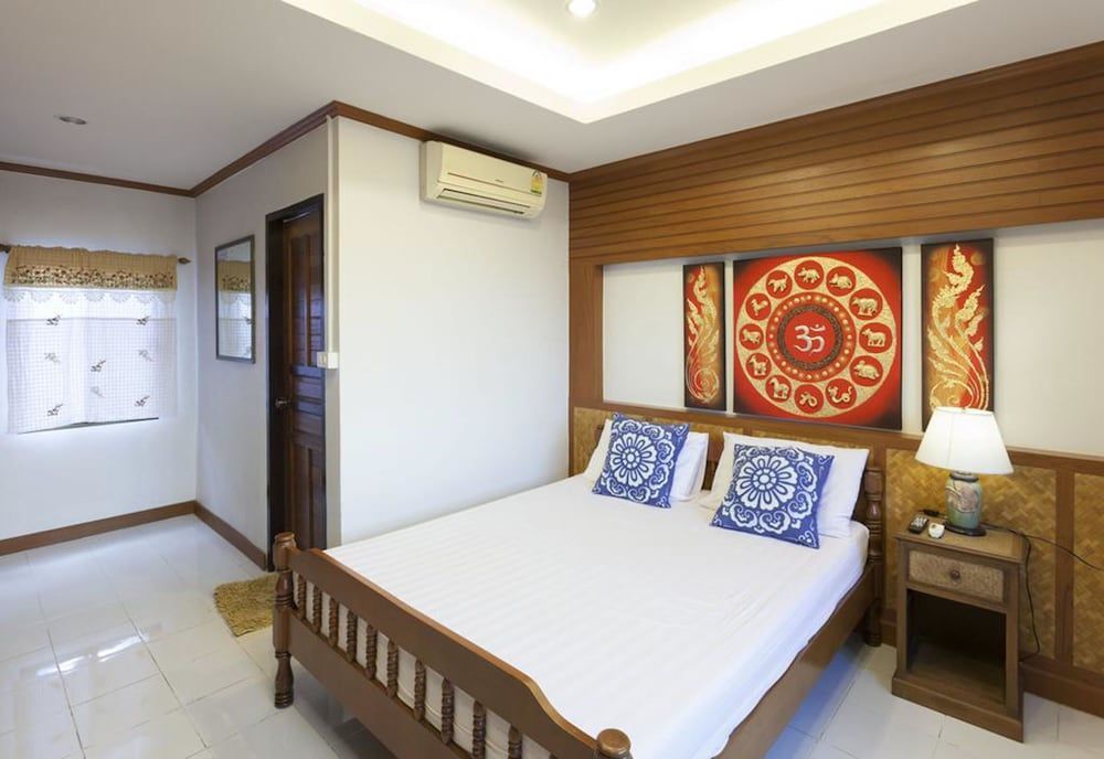 Little Home Guesthouse 1