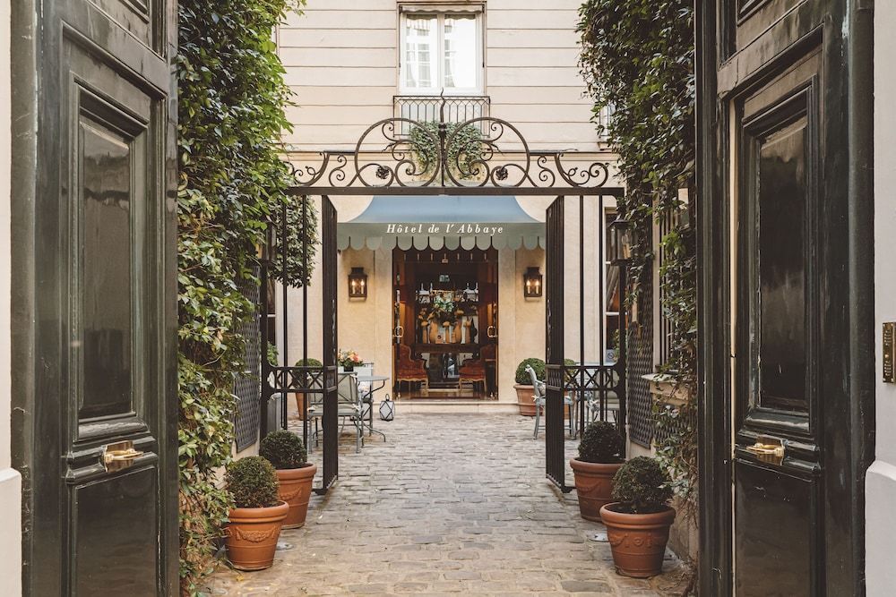 Hôtel de l'Abbaye 1
