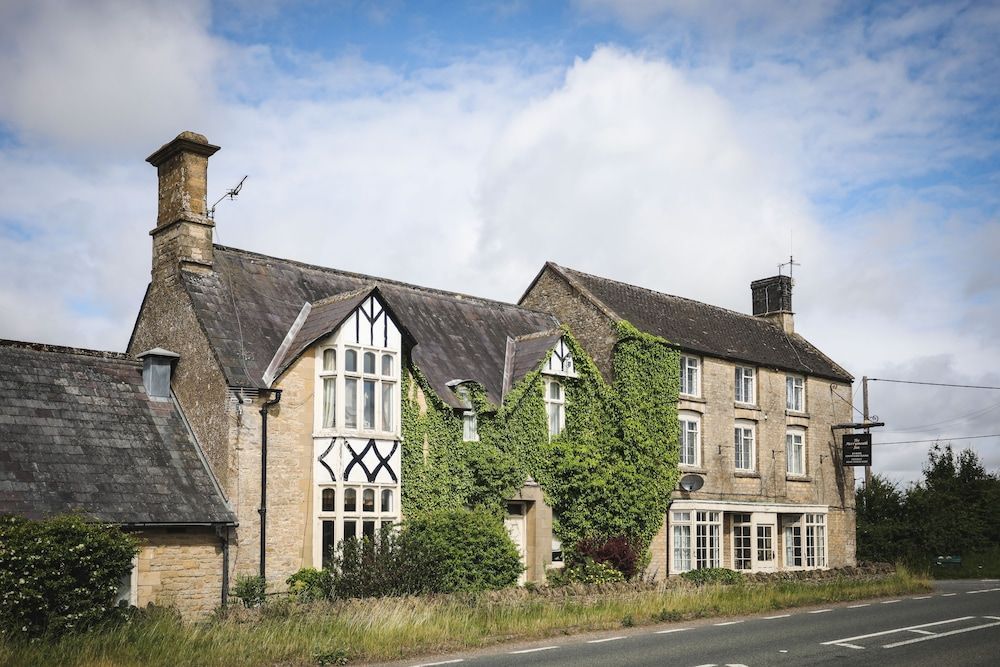Merrymouth Inn 1